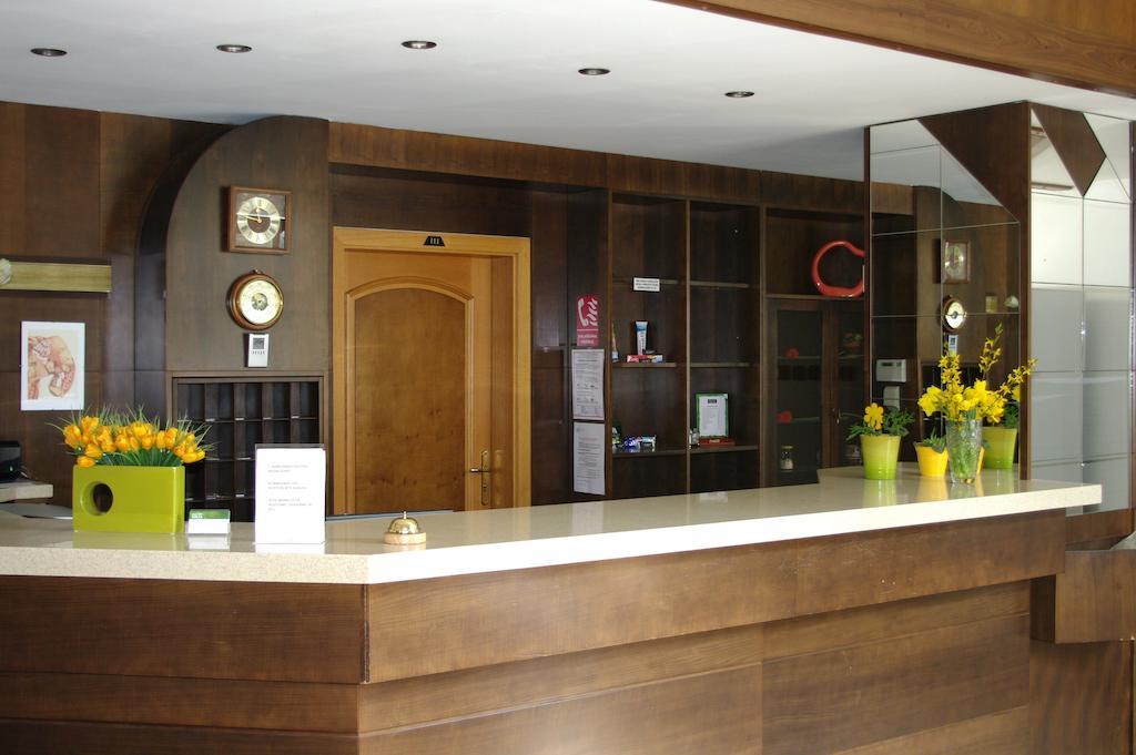 Hotel Sirak Most Zewnętrze zdjęcie