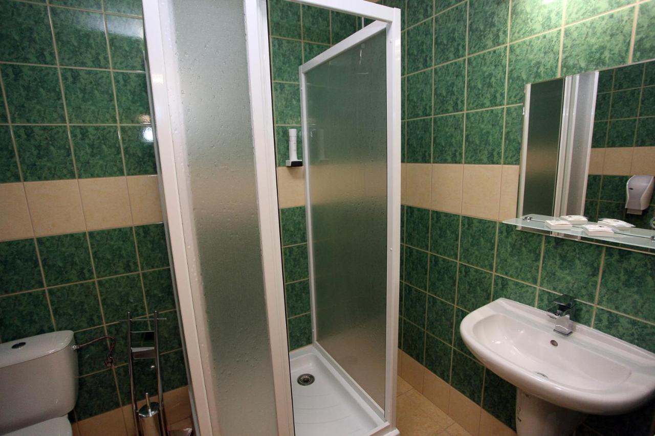 Hotel Sirak Most Zewnętrze zdjęcie